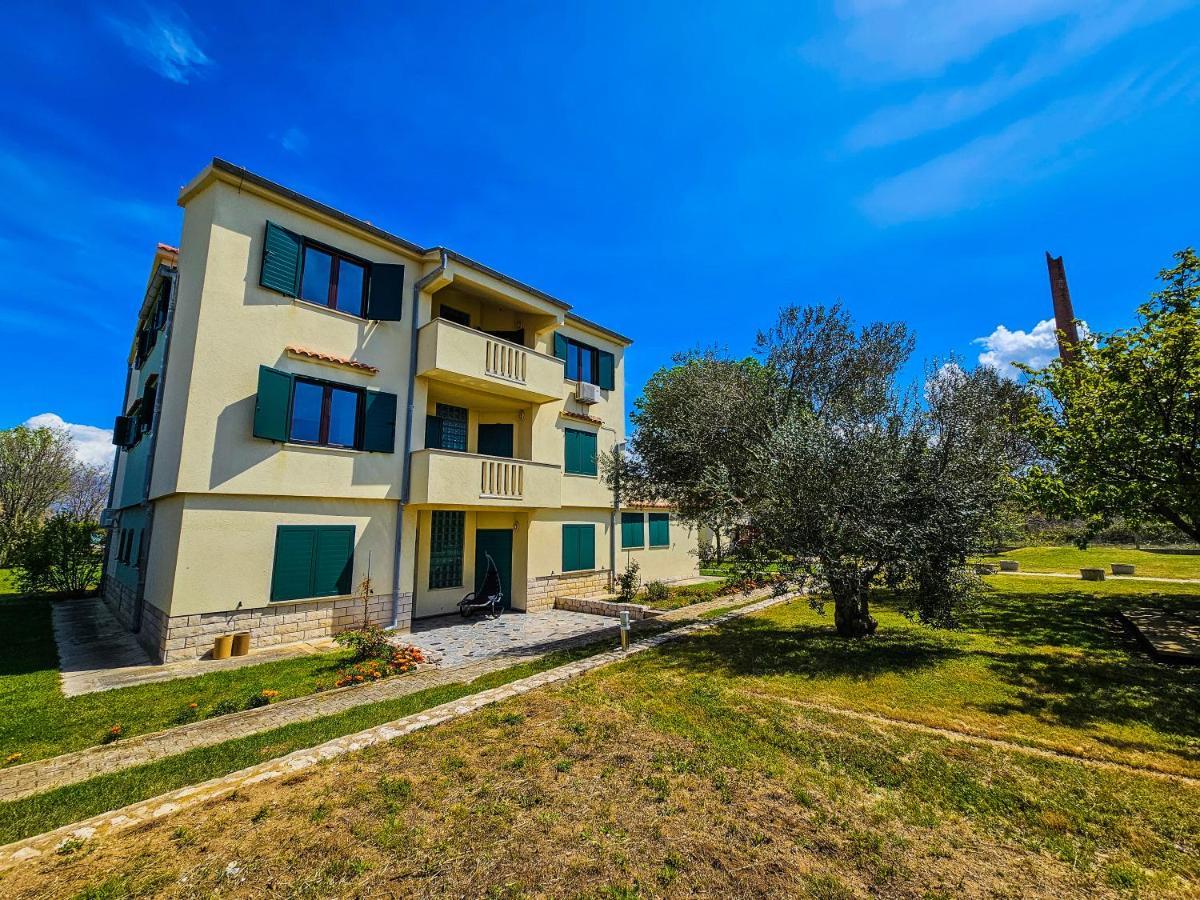 Aenona Sea View Apartments Nin Exterior foto